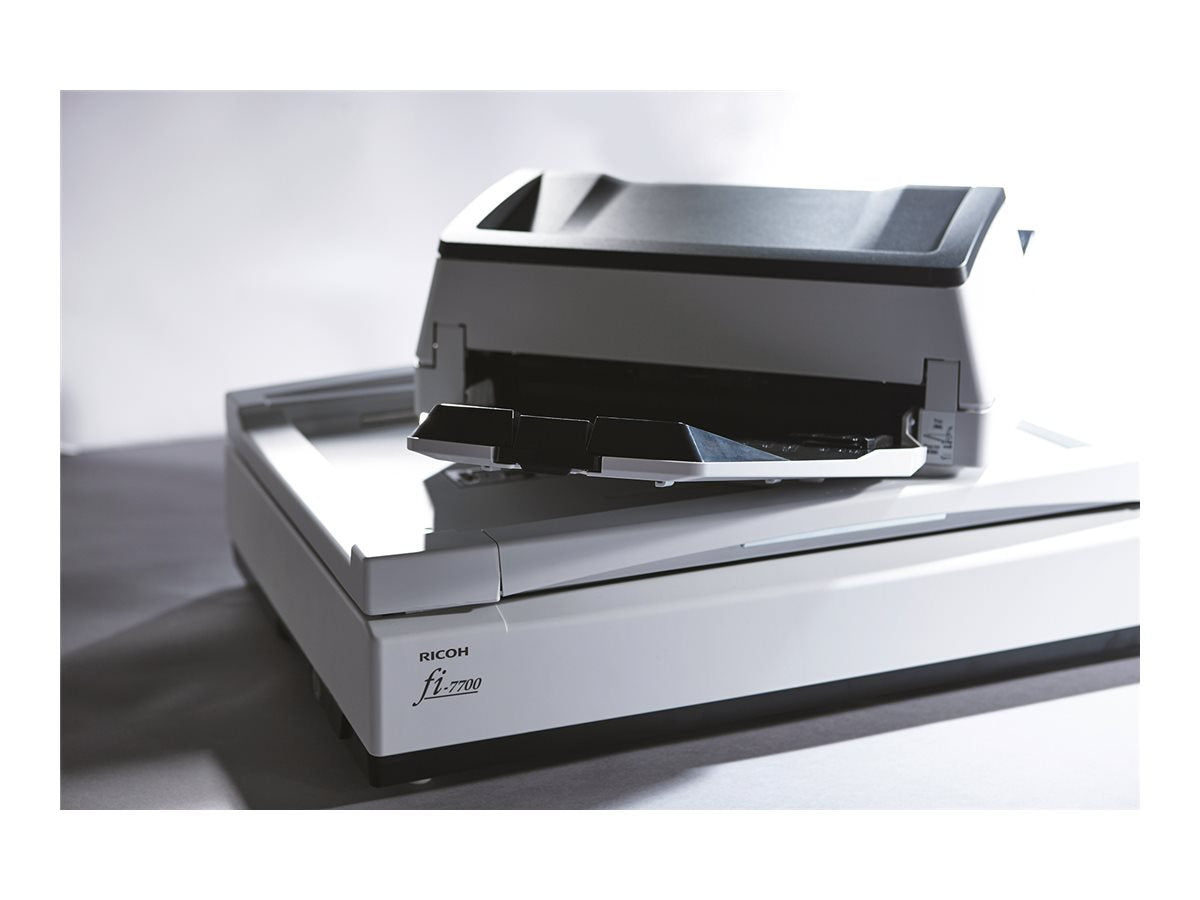 RICOH fi-7700 A3 Scanner PaperStream (P) Verpackung