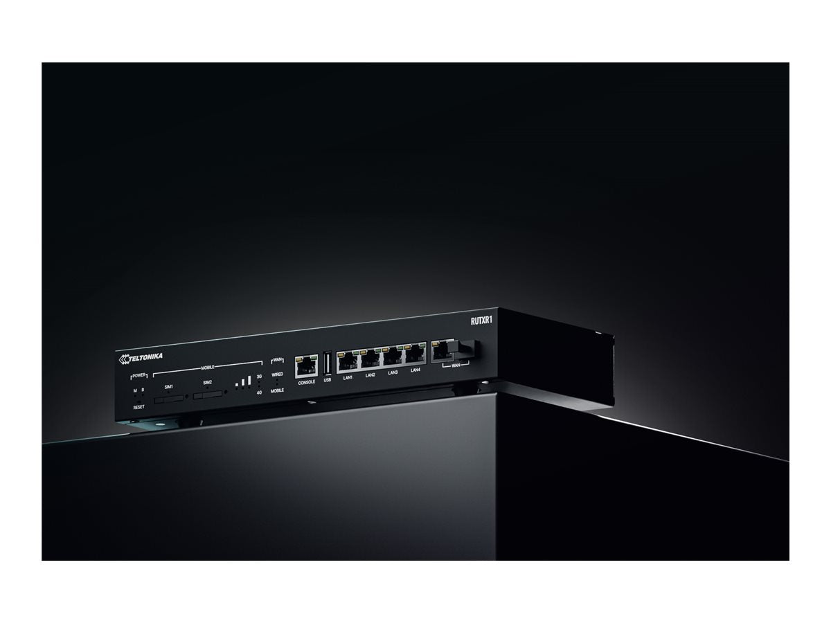 TELTONIKA NETWORKS RUTXR1 Enterprise Rack-Mountable SFP/LTE Router Verpackung