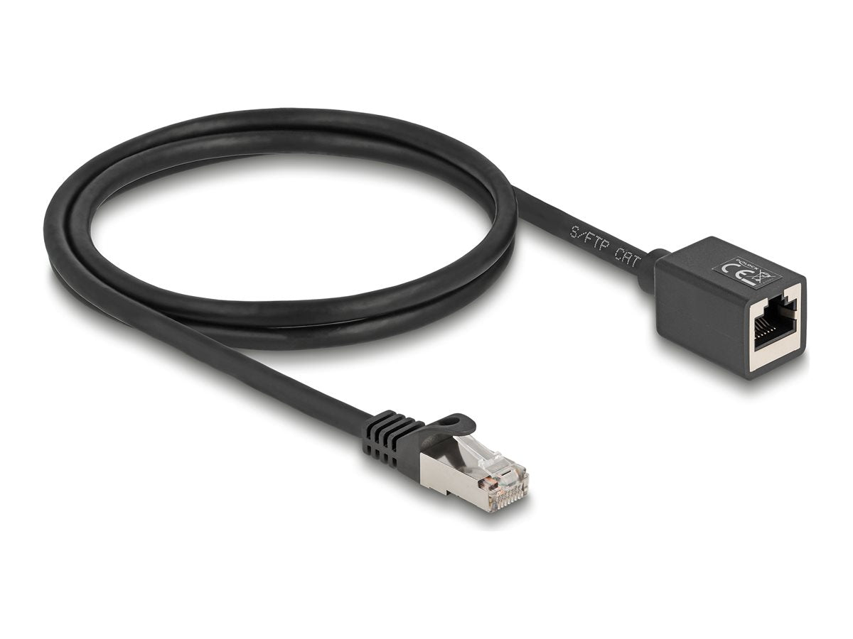 DELOCK Netzwerk Verlängerungskabel RJ45 Stecker zu RJ45 Buchse Cat.6A S/FTP 1m schwarz - Vorderansicht
