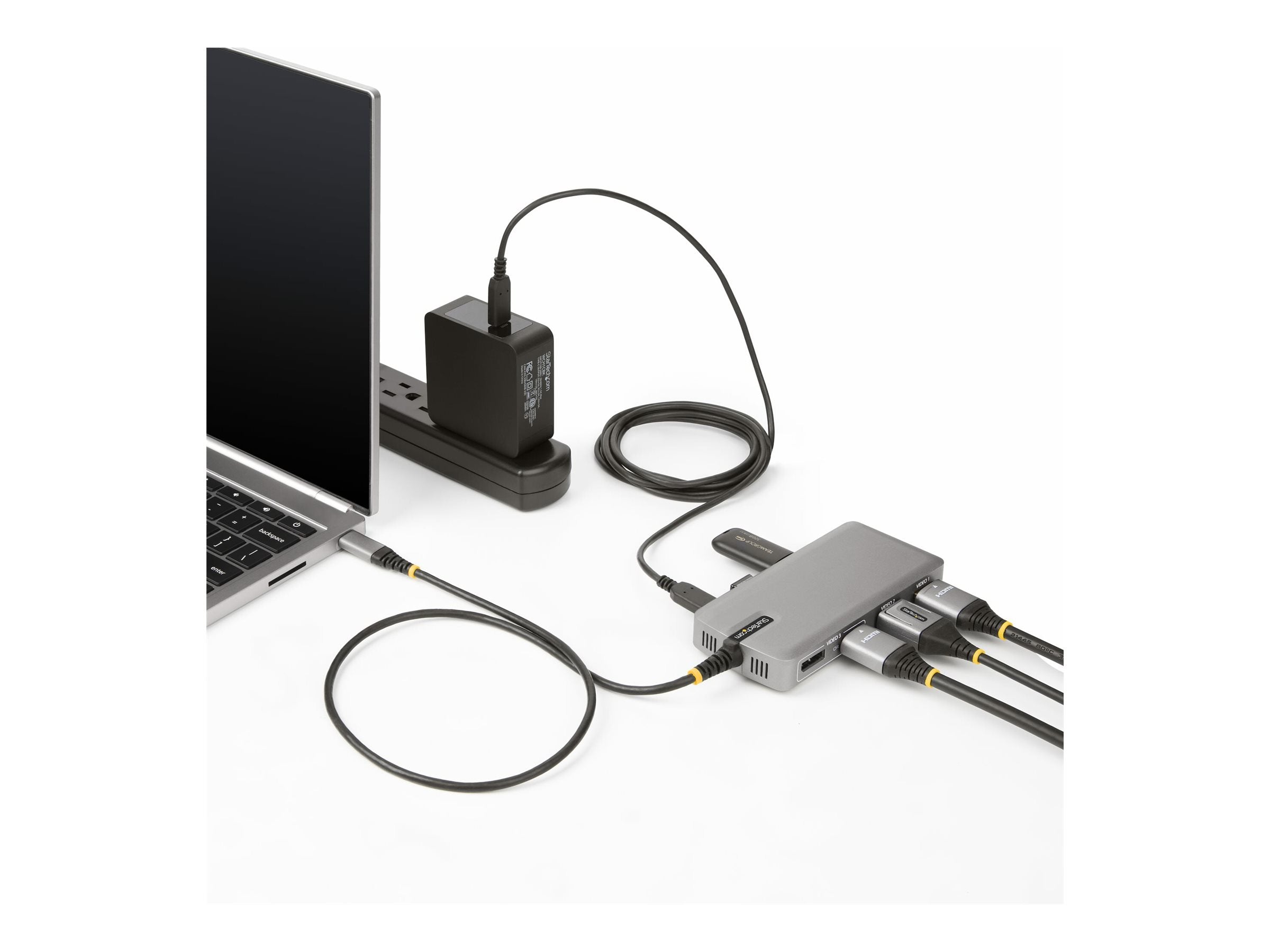 STARTECH.COM USB-C Multiport Adapter Vorderansicht