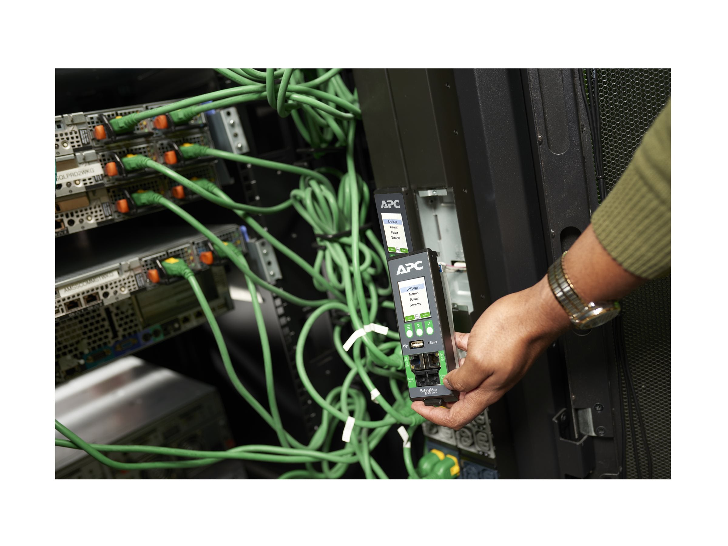 APC NetShelter Rack PDU Advanced Rückansicht