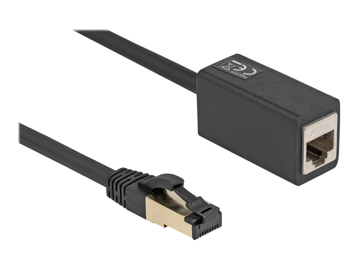 DELOCK Netzwerk Verlängerungskabel RJ45 Stecker zu RJ45 Buchse Cat.8.1 S/FTP 2m schwarz - Vorderansicht