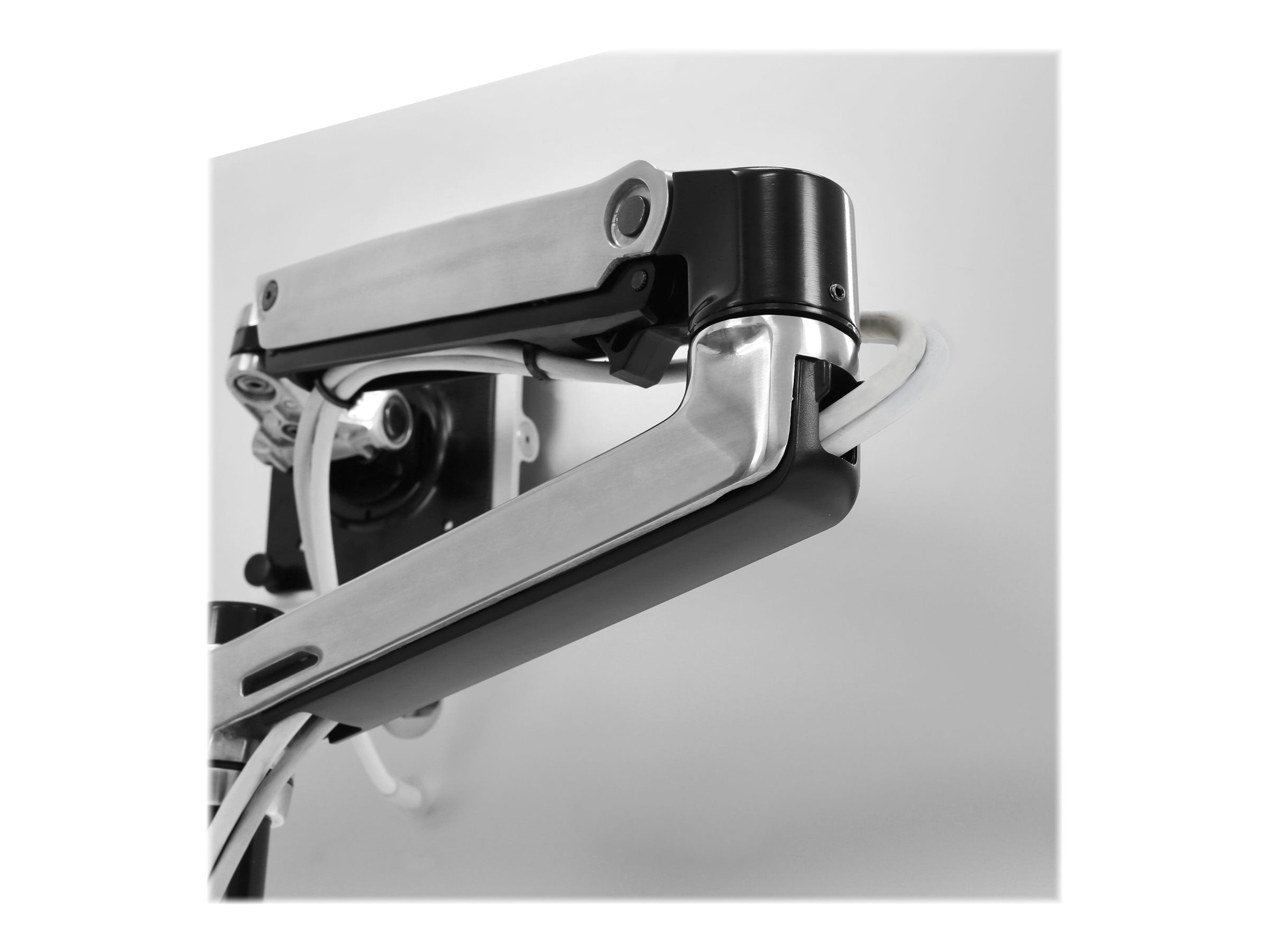 Detailaufnahme der polierten Aluminium-Oberfläche