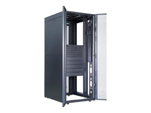 APC Easy Rack Vertical 0U accessory channel 48U in Anwendung