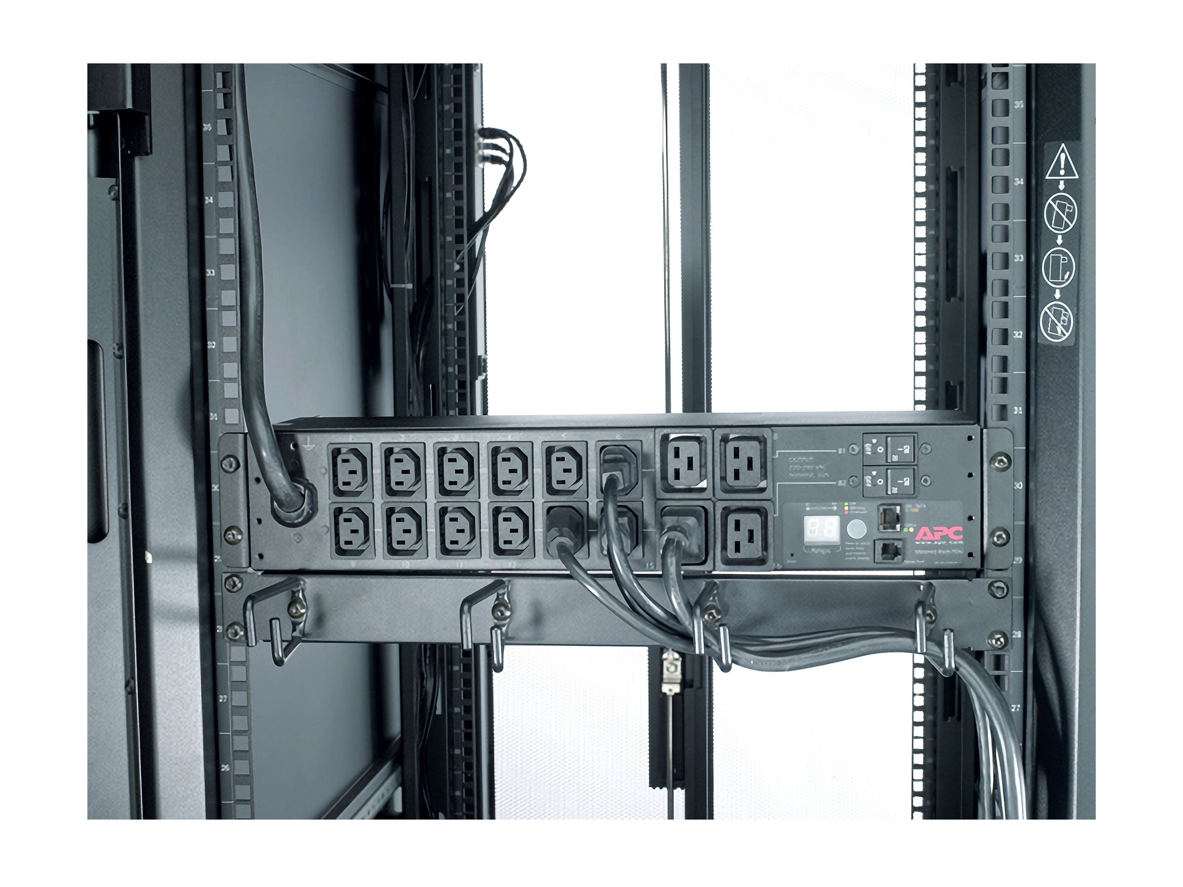 APC Rack PDU Metered 2U 32A 230V Vorderansicht