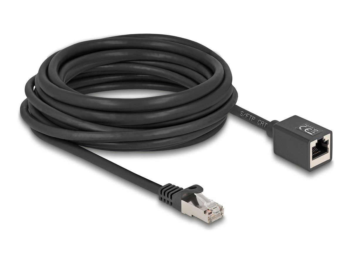 DELOCK Netzwerk Verlängerungskabel RJ45 Stecker zu RJ45 Buchse Cat.6A S/FTP 7,5m schwarz - Vorderansicht
