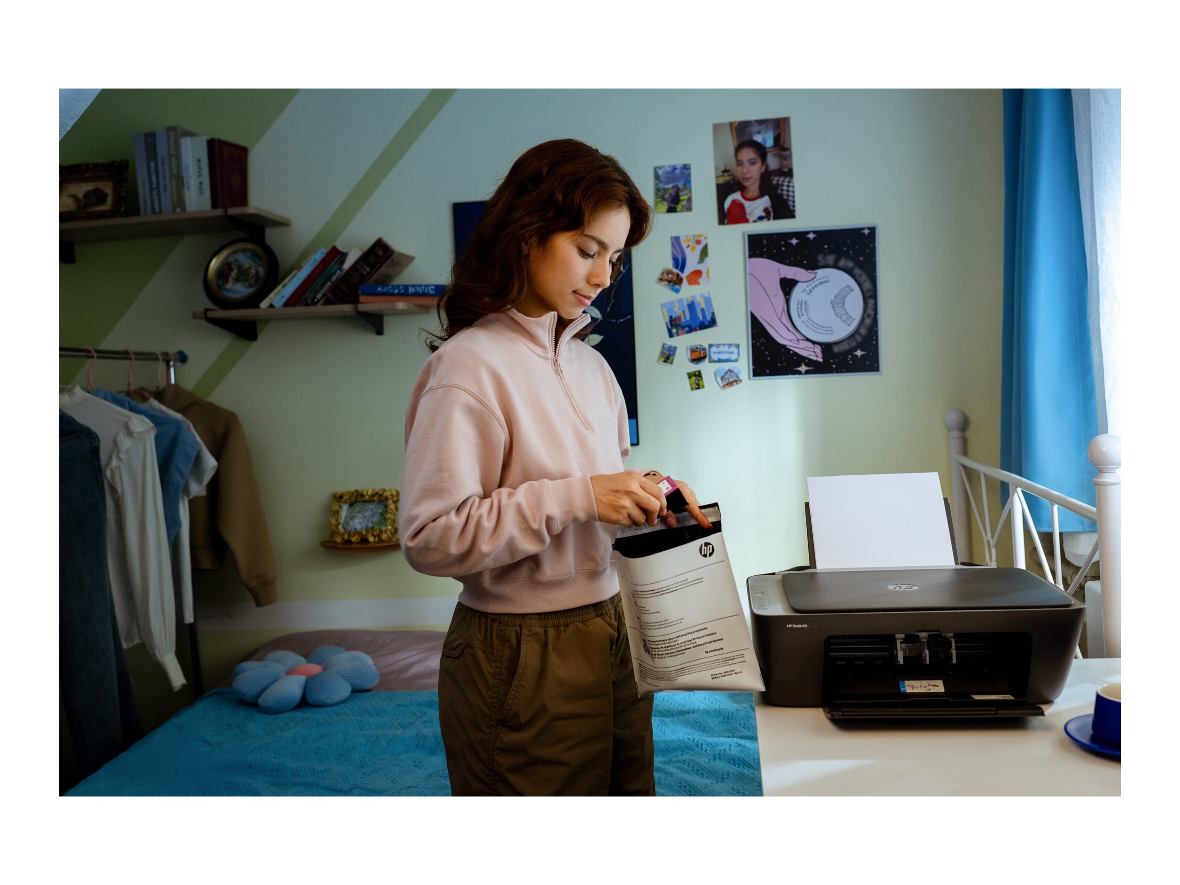 HP DeskJet 2920 AiO Drucker Vorderansicht