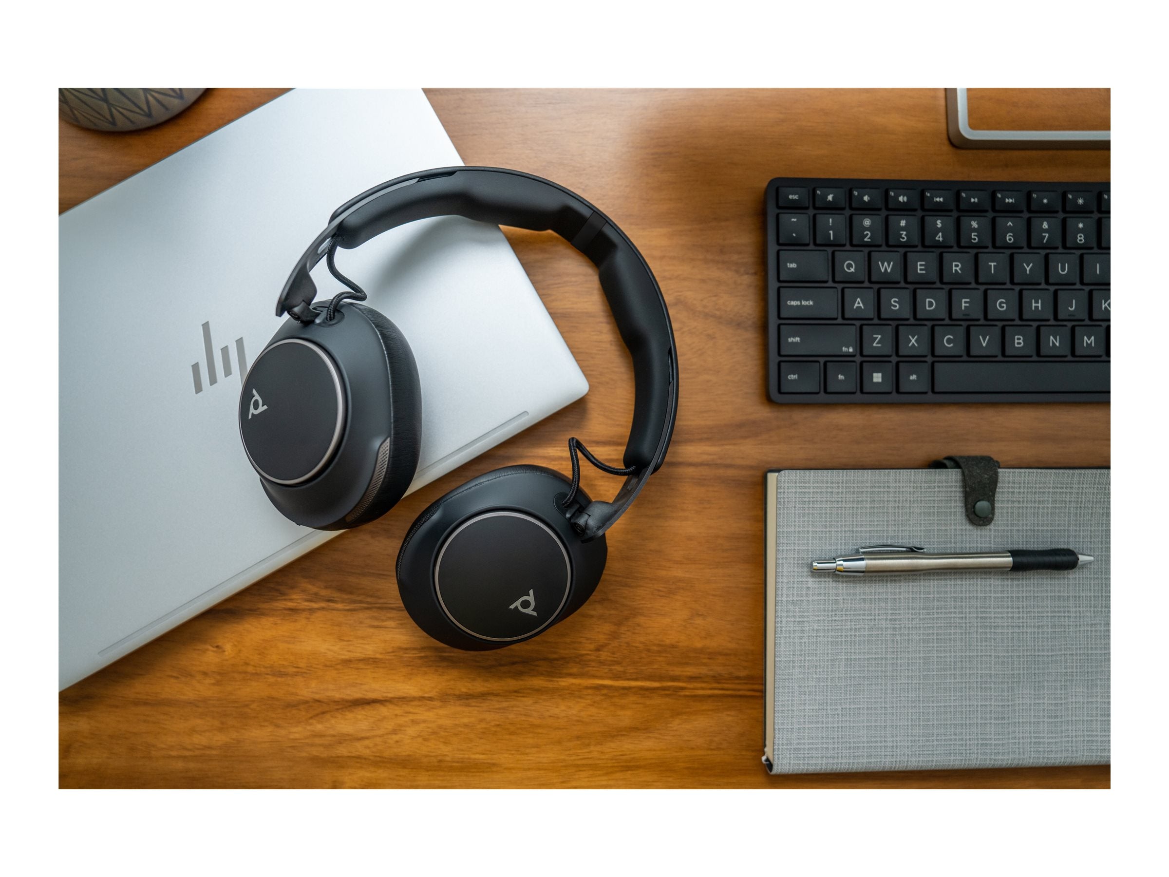 HP Poly Voyager Surround 80 UC Microsoft Teams Certified USB-C Headset +USB-C/A Adapter