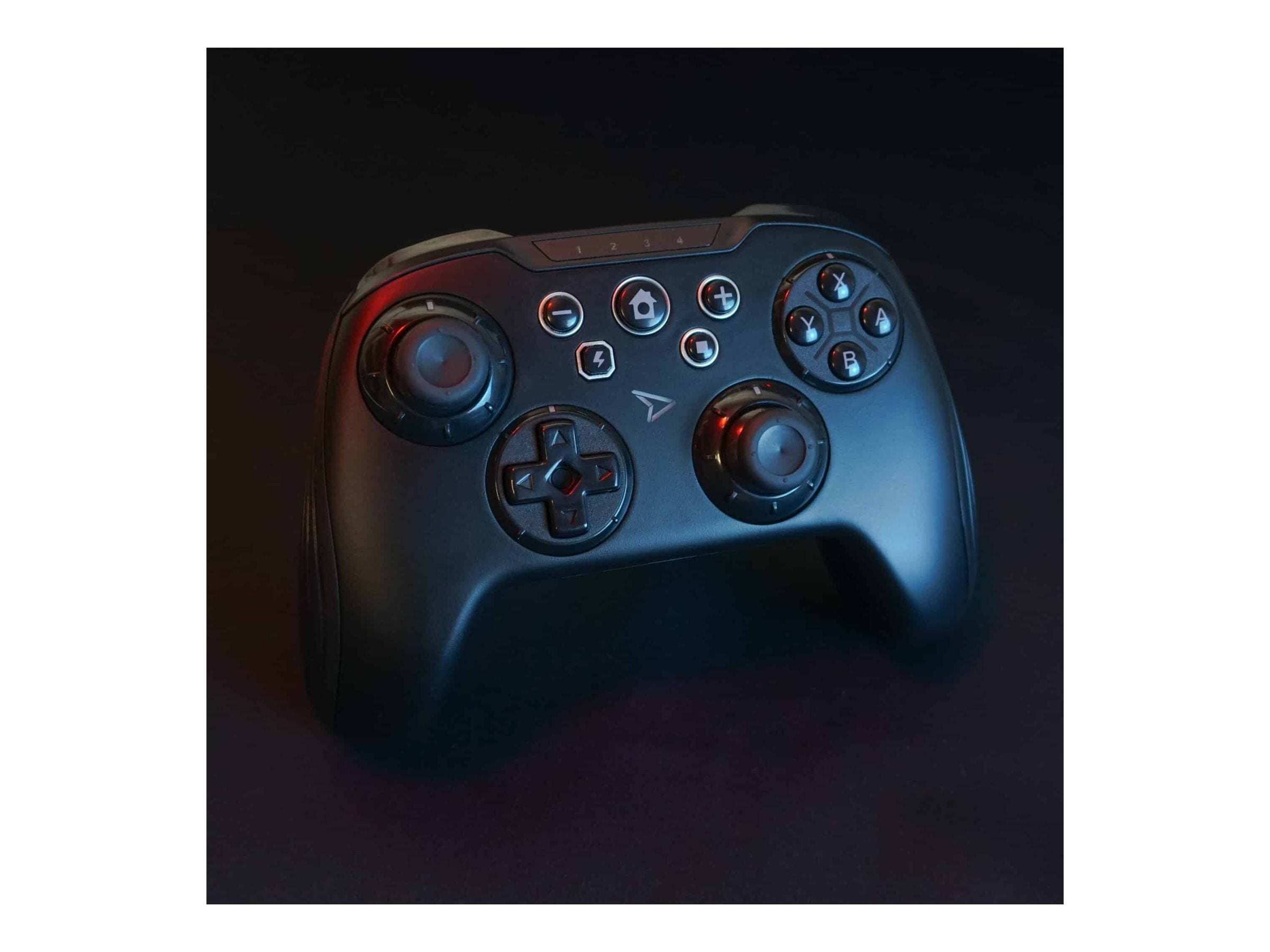 LEXIP X CRUNCHYROLL Solo Leveling Modular Controller Vorderansicht