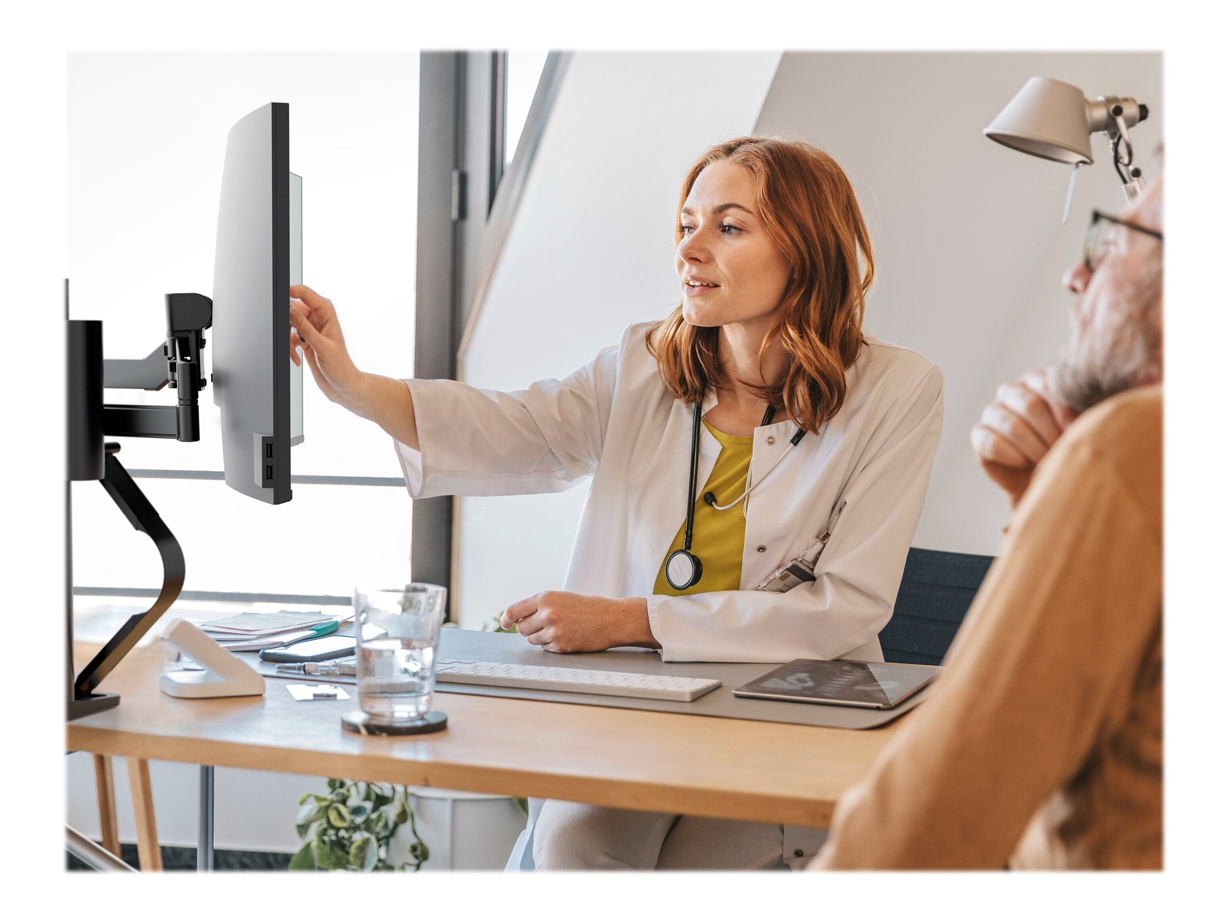 ERGOTRON TRACE Single Monitorhalterung mit patentierter CF-Technologie Matte Black