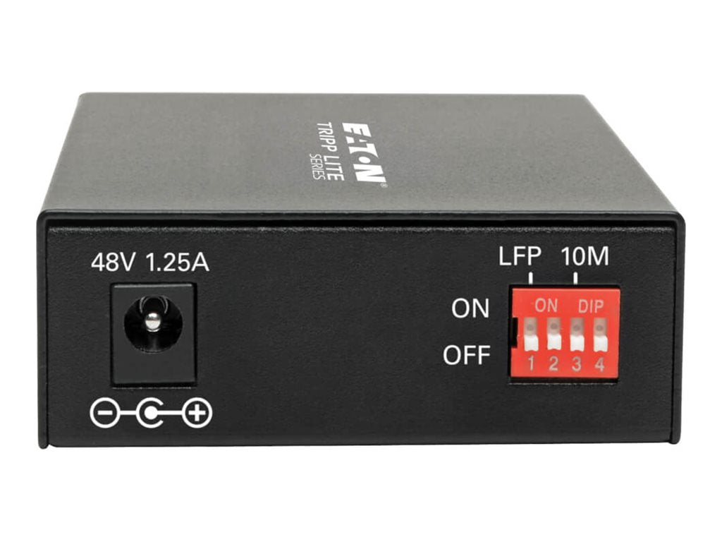 EATON TRIPPLITE Gigabit Multimode Fiber to Ethernet Media Converter PoE+ - International Power Cables 850 nm 550m