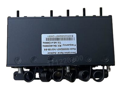 HYTERA VHF Duplexer für HR655 - Vorderansicht