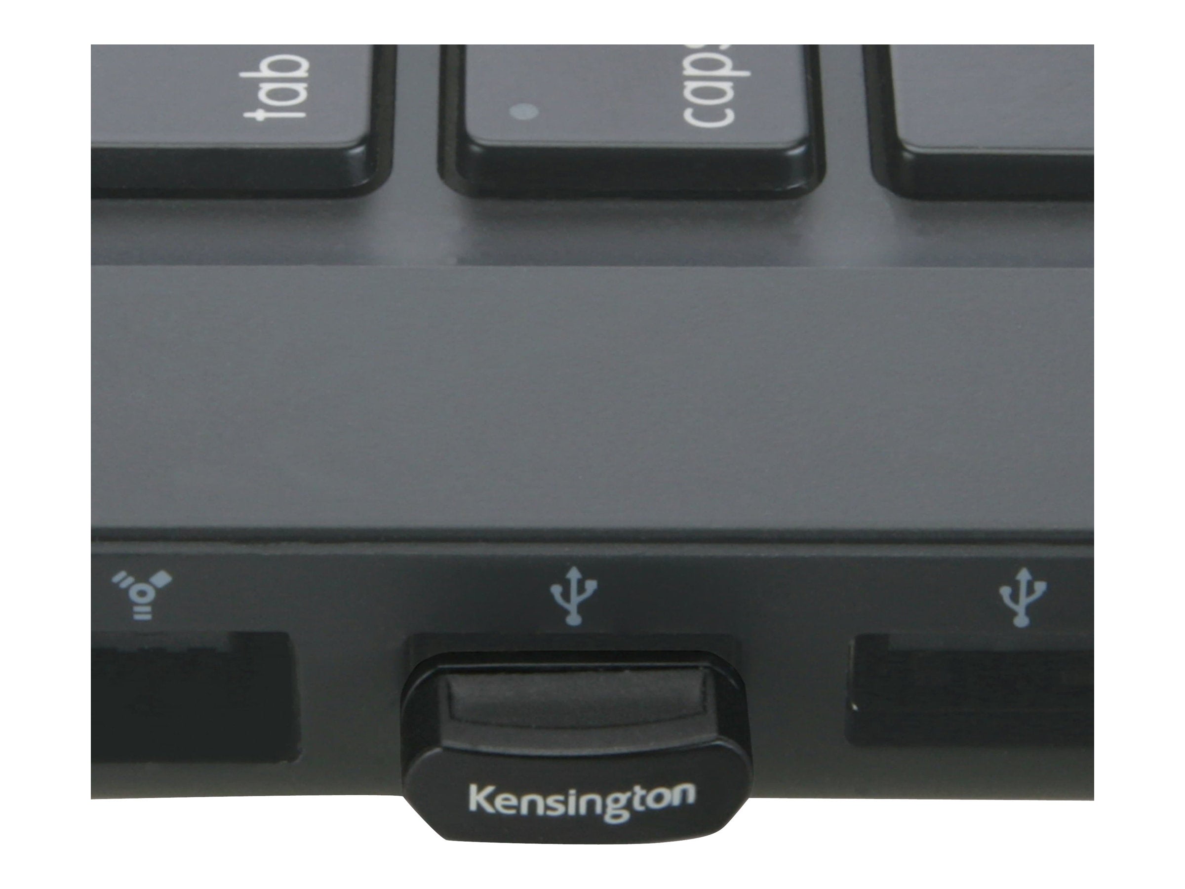 KENSINGTON ProFit MidSize Wireless Maus in der Hand