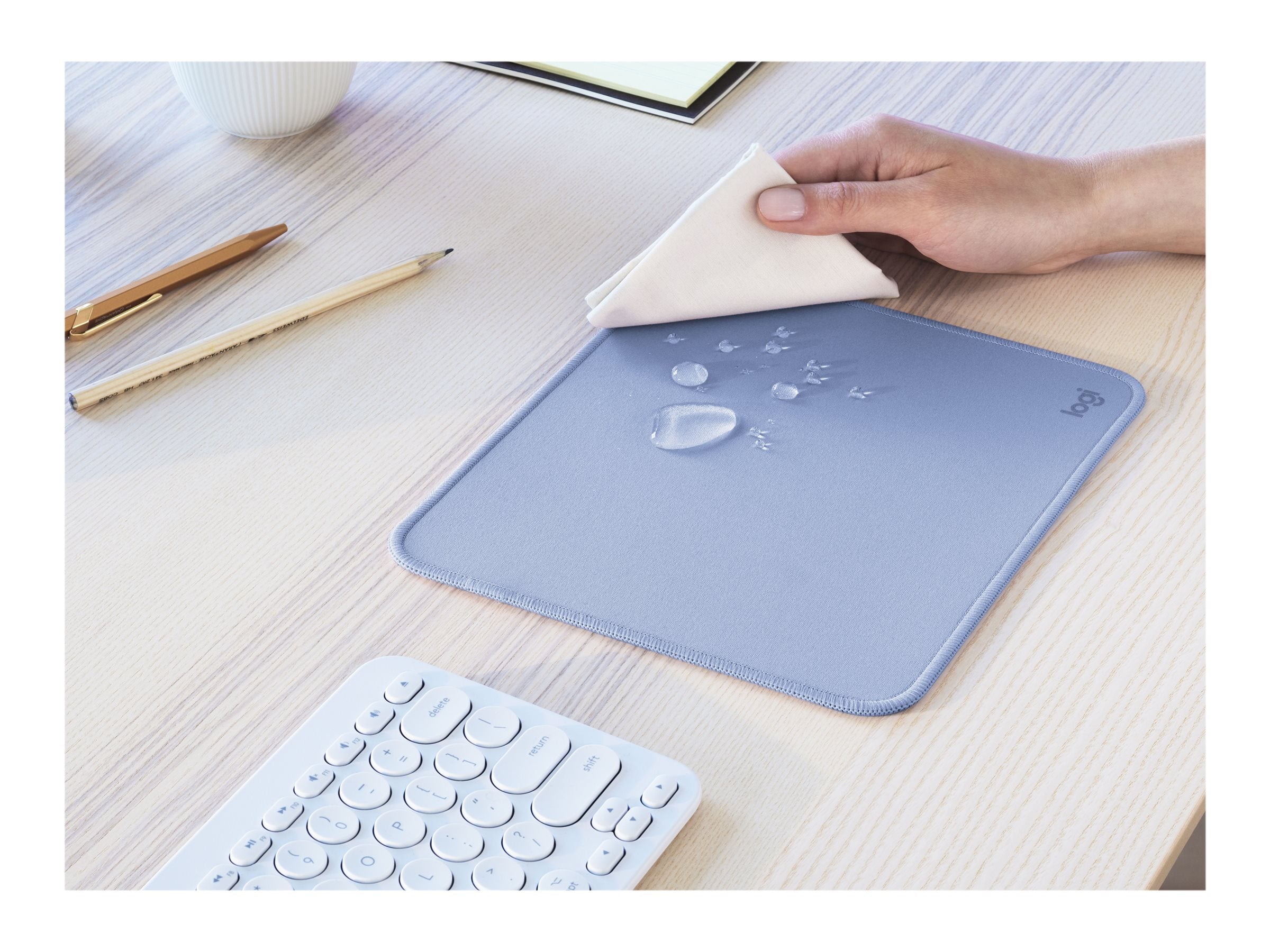 LOGITECH Desk Mat Studio Series Mauspad blue grey - Verpackung