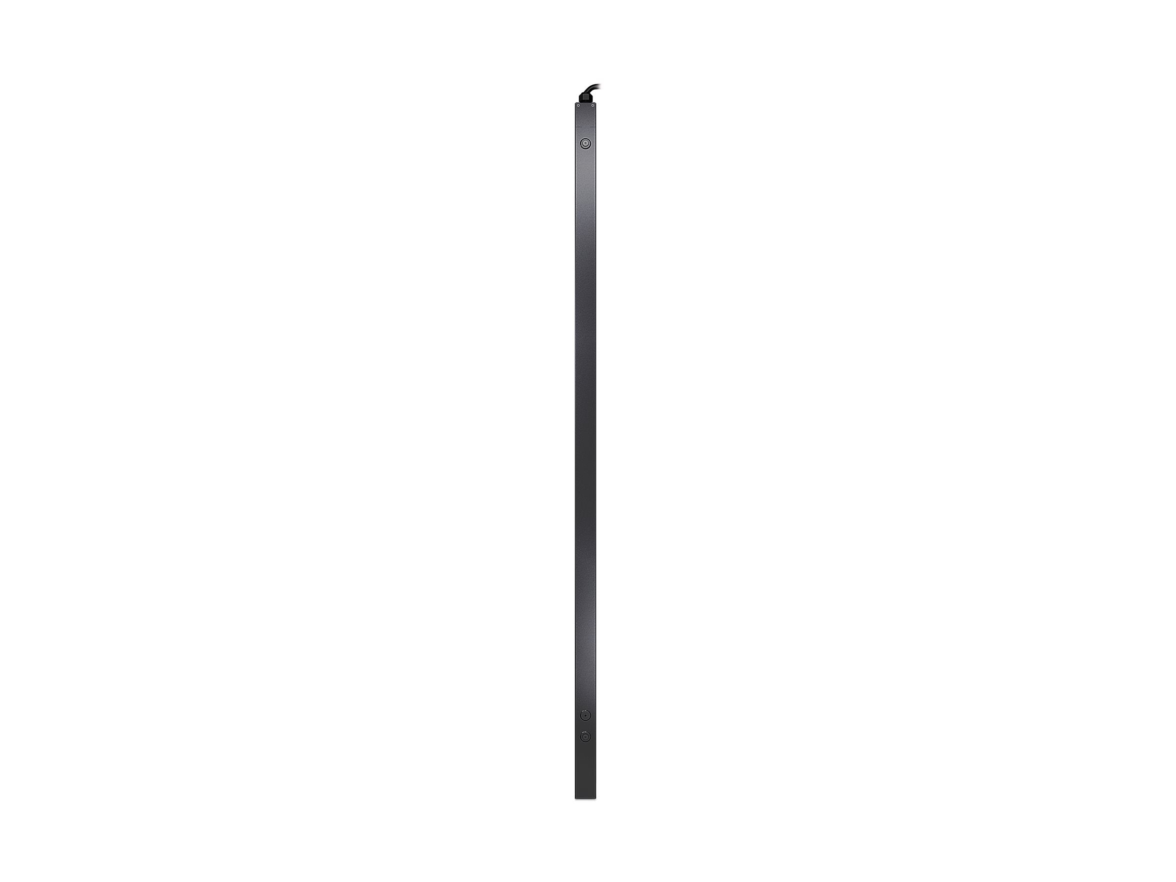 APC Metered-by-Outlet with Switching Rack PDU ZeroU 2G Rack AC 400V 11 kW 3-phase Ethernet 10/100 oc 24 0U 1