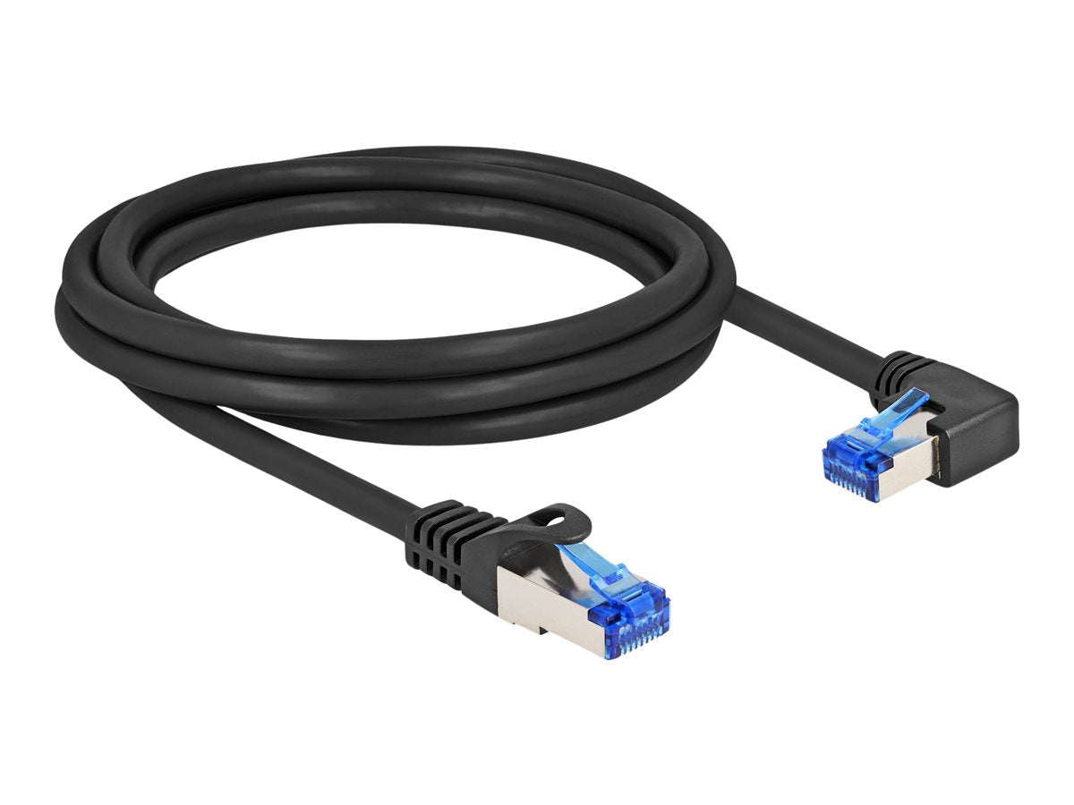 DELOCK RJ45 Netzwerkkabel Cat.6A S/FTP gerade / rechts gewinkelt 2m schwarz - Vorderansicht