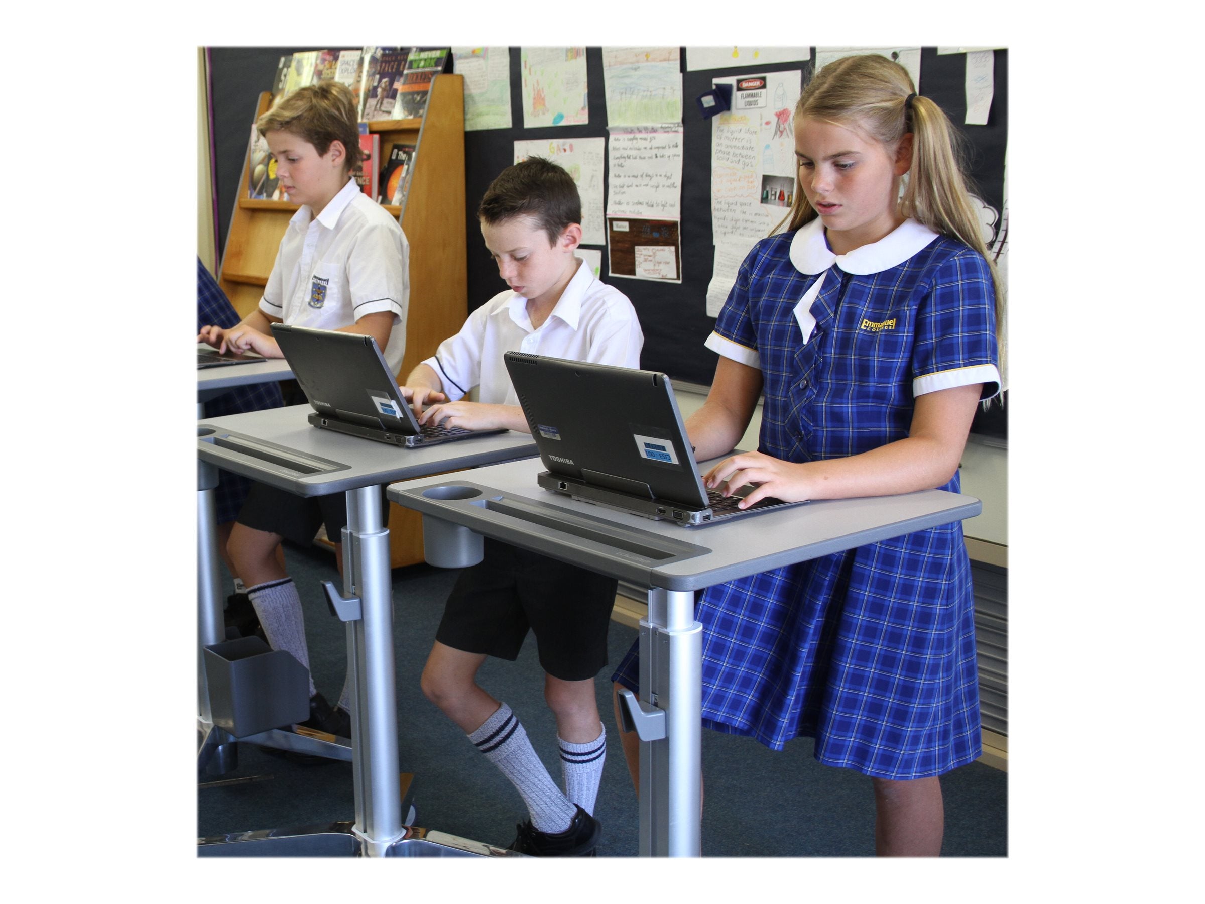 Detailansicht der Höhenverstellung des ERGOTRON LearnFit Sit-Stand Schreibtisch