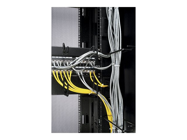 APC KabelOrganizer 1HE schwarz im Einsatz