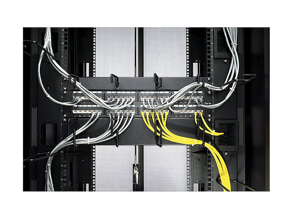 APC NetShelter SX 750mm Cable Ring Set - Installation