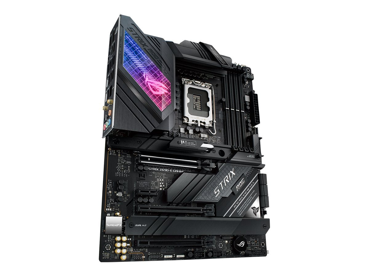 ASUS ROG STRIX Z690-E GAMING WIFI Seitenansicht