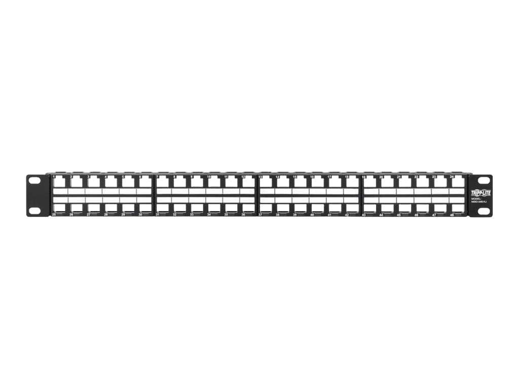 EATON TRIPPLITE 48-Port Patch Panel Seitenansicht