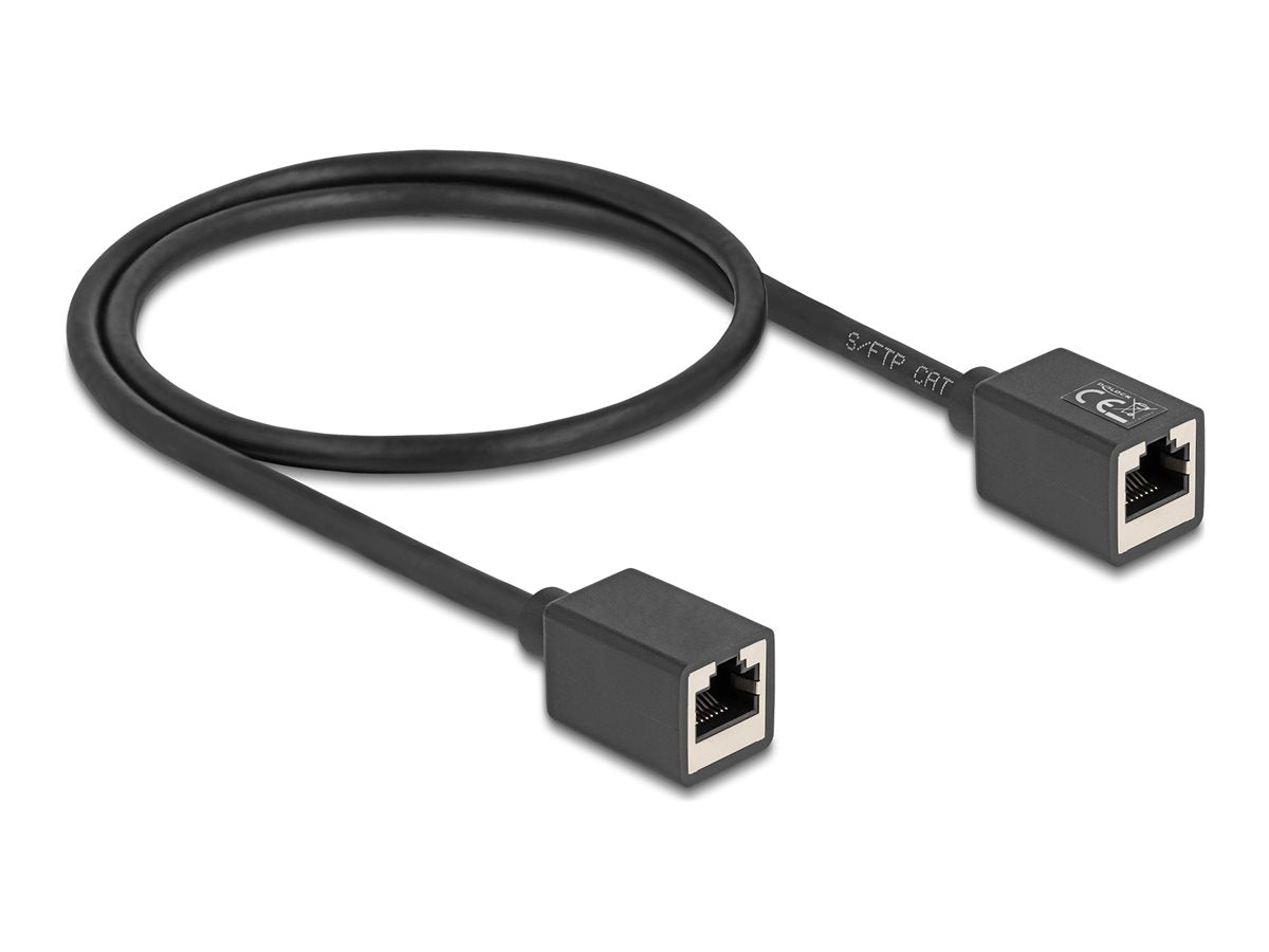 DELOCK Netzwerk Verlängerungskabel Kupplung RJ45 Buchse zu RJ45 Buchse Cat.6A S/FTP 0,5m schwarz - Vorderansicht