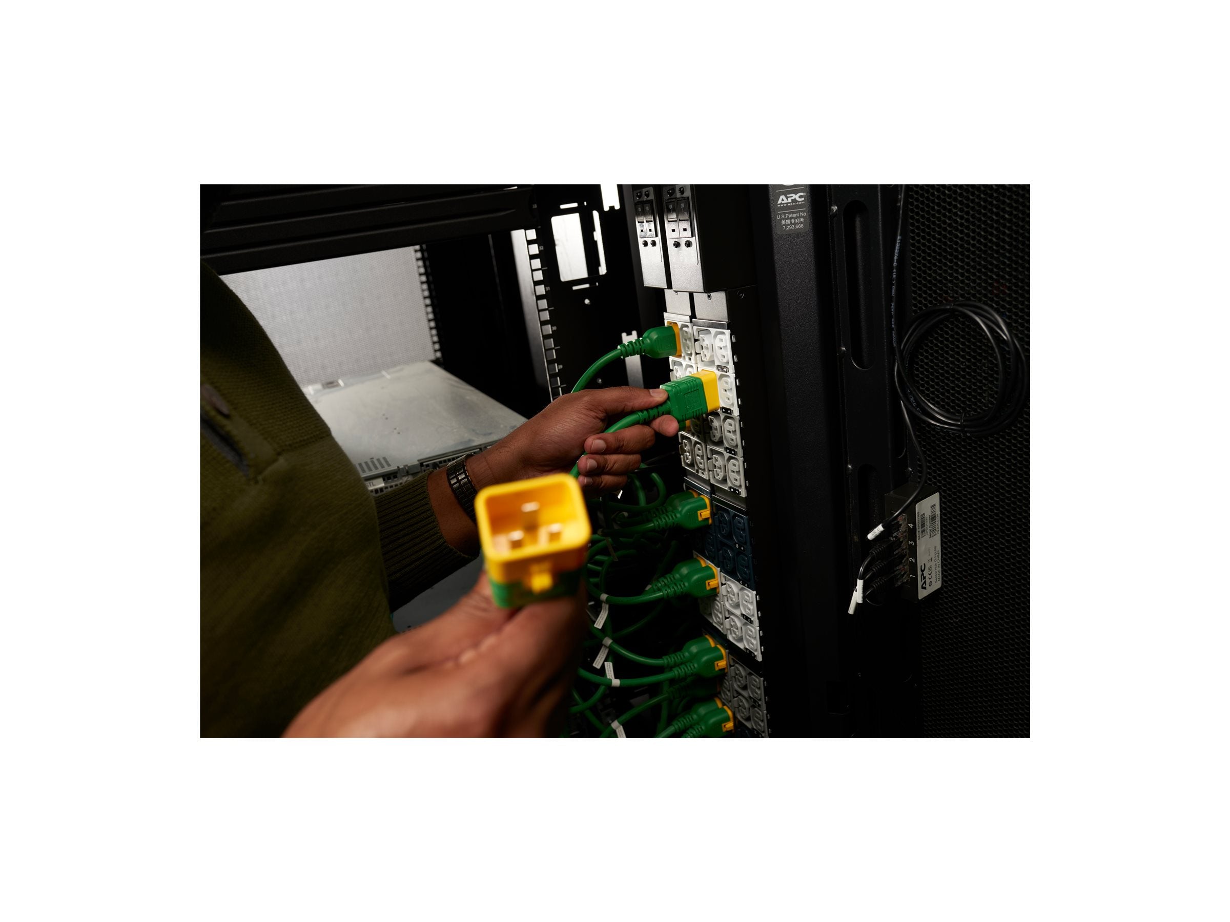 APC NetShelter Rack PDU Advanced Detailansicht