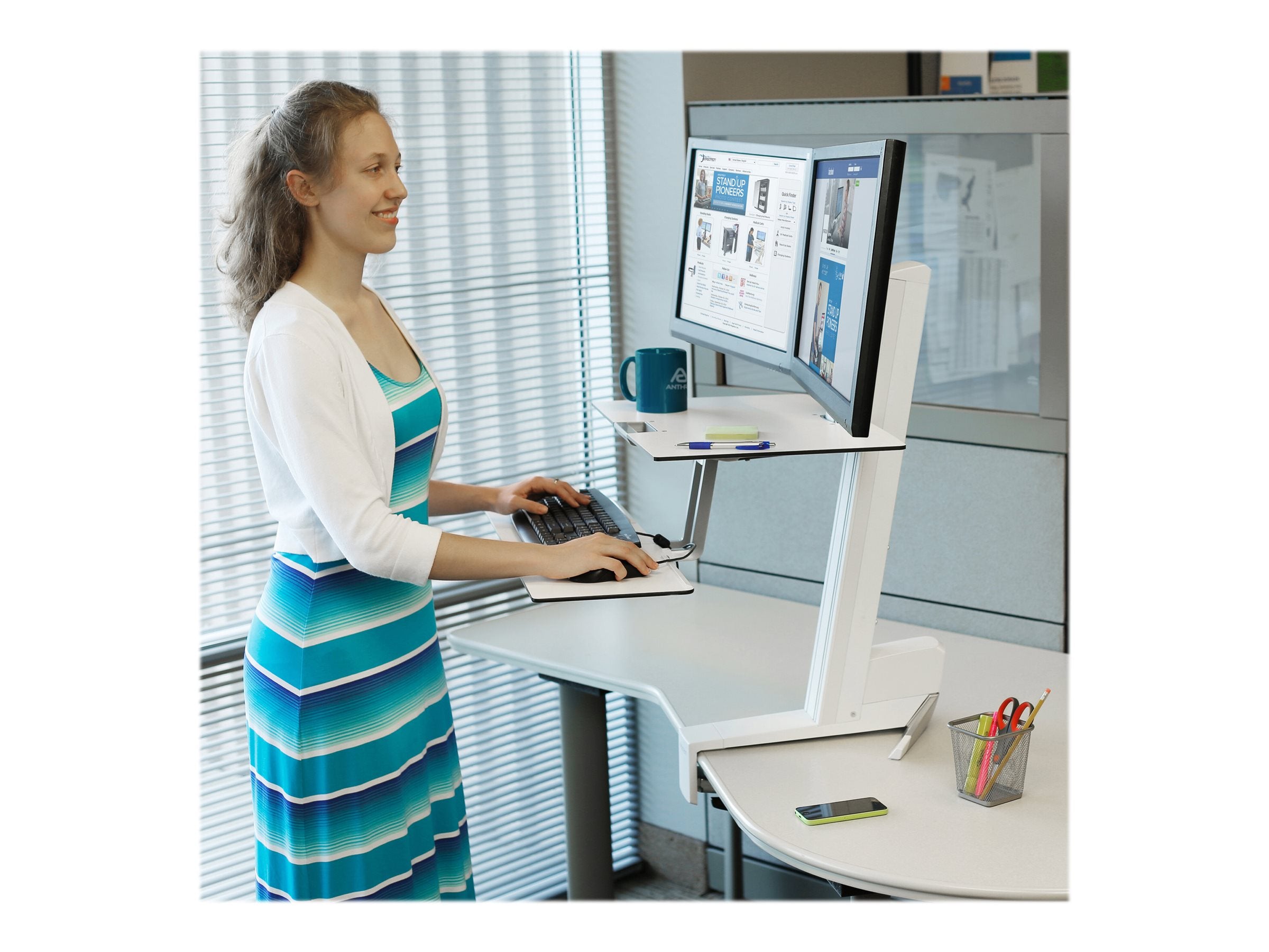 ERGOTRON WorkFit-S Dual mit Arbeitsflaeche + Tastaturablage weiss LCD bis 61cm 24Zoll max 11