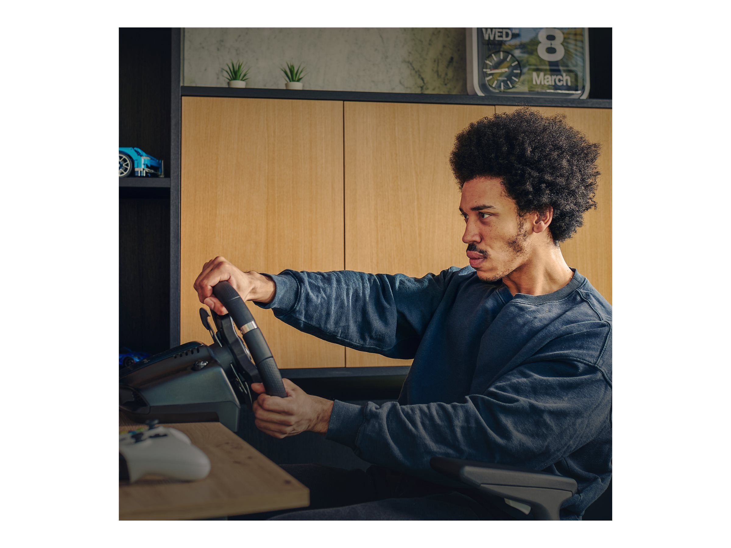 LOGITECH G920 Driving Force Pedale Detailansicht