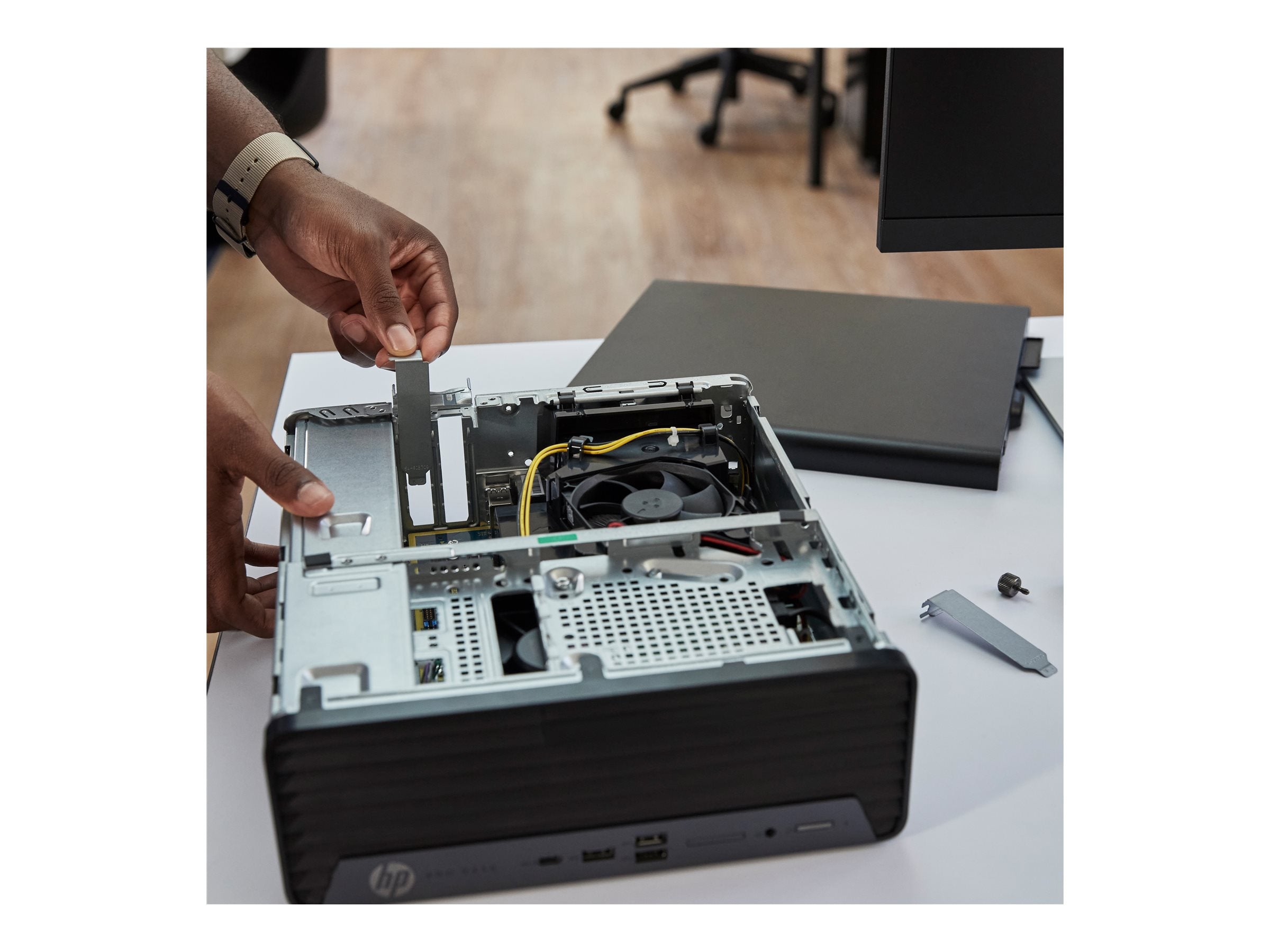 HP Pro SFF 400 G9 Rückansicht