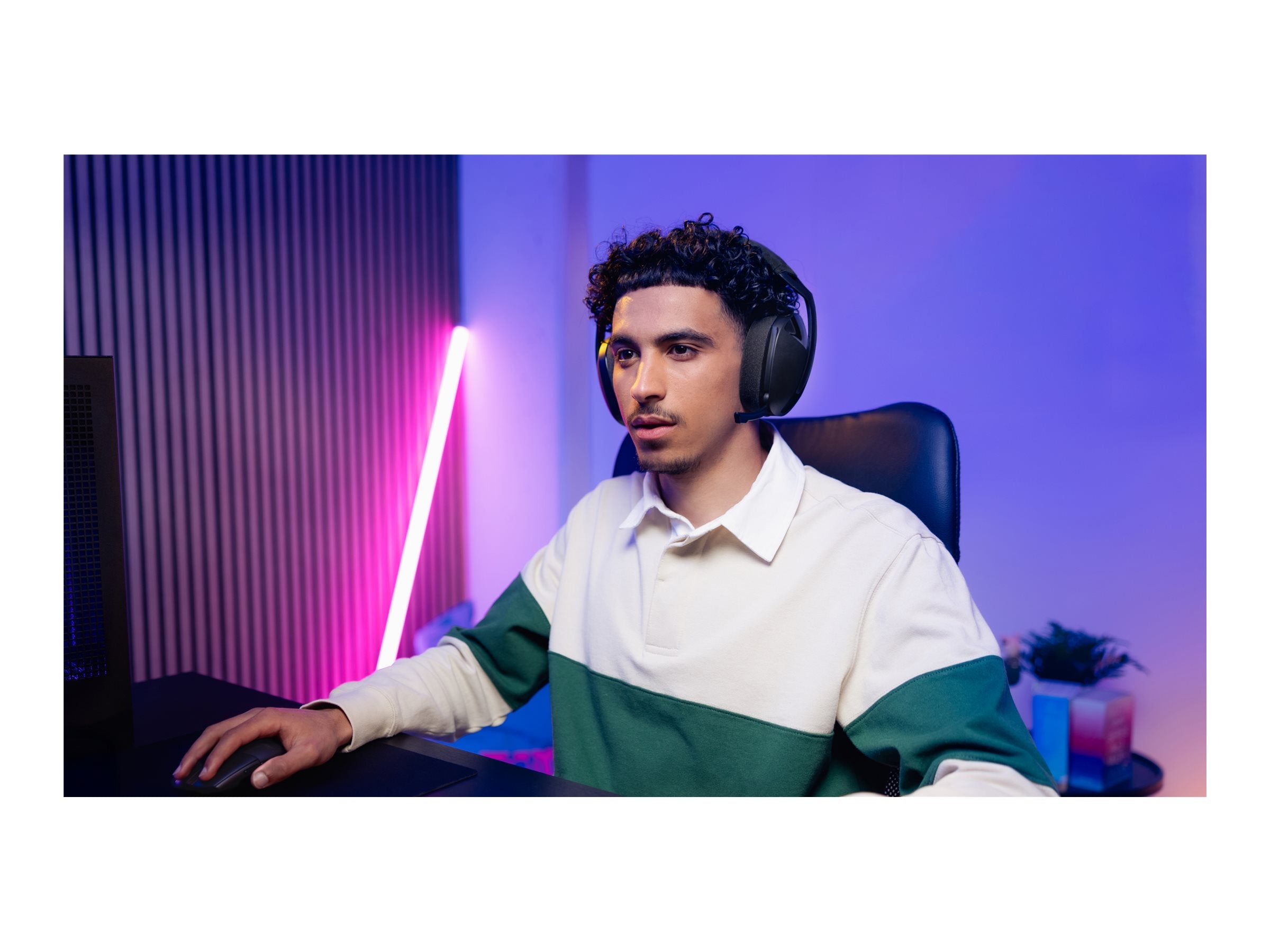 LOGITECH G321 Wired Gaming Headset Black - Verpackung