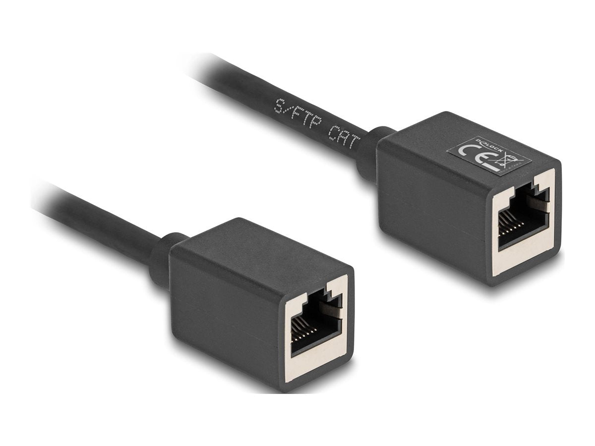 DELOCK Netzwerk Verlängerungskabel RJ45 Buchse zu RJ45 Buchse Cat.6A 7,5m schwarz - Vorderansicht